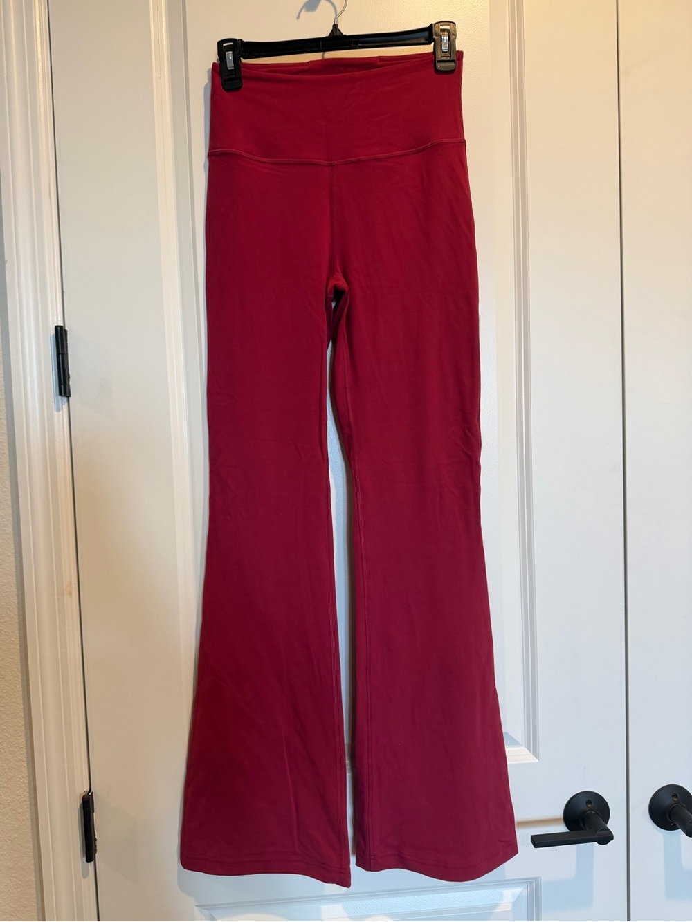 Lululemon High-Rise Flare Leggings in SZ 6